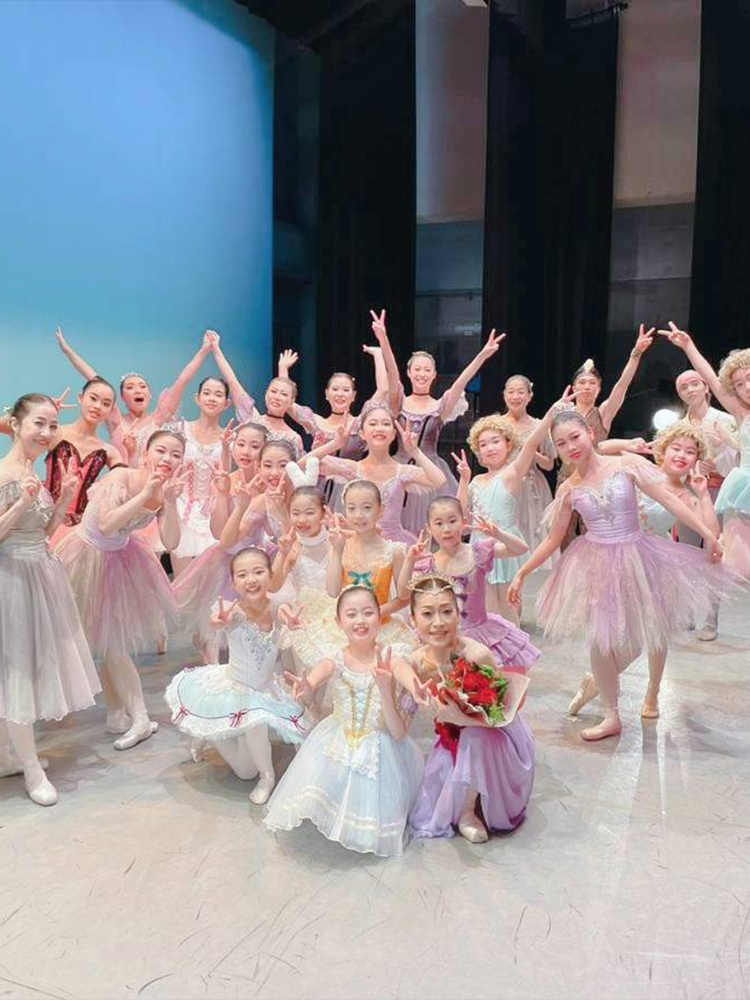 香利クラシックバレエ｜川崎市高津区でバレエを習う！初心者大歓迎